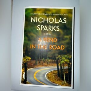 Novel a bend in the road by Nicholas sparks